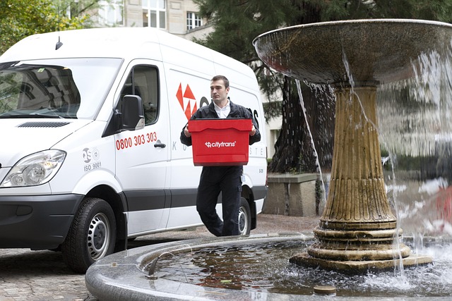 軽貨物 delivery van